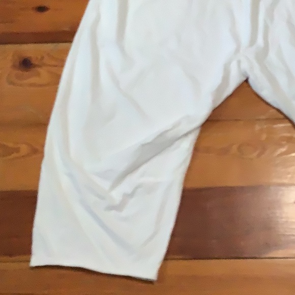 FREE PEOPLE | NWOT Hot Shot relaxed white pants. High waisted low seat, pockets - Picture 2 of 3